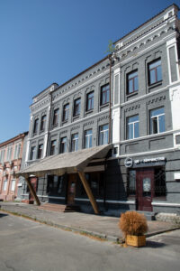 Пункт прийому<br /> Набережно-Хрещатицька, 31